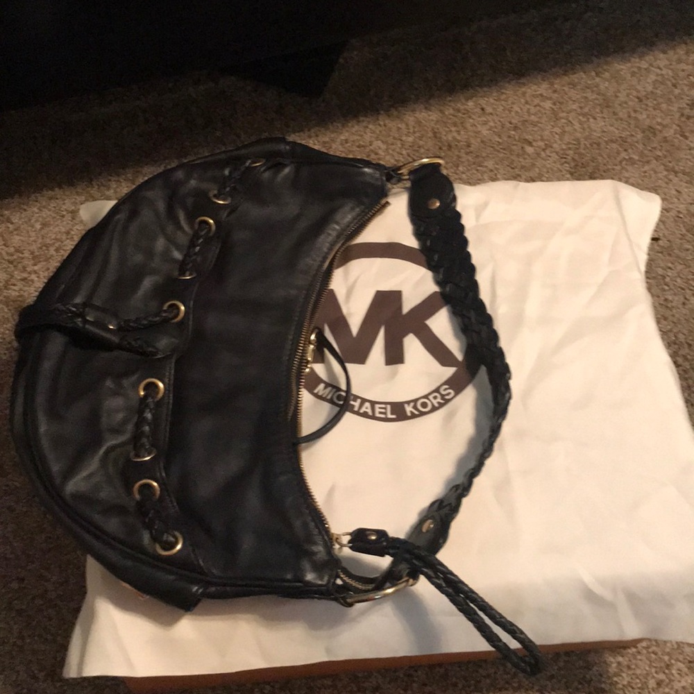 Black Michael kors bag